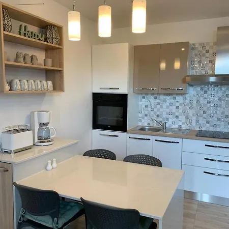 La Dolce Unit 2 Apartamento Posedarje